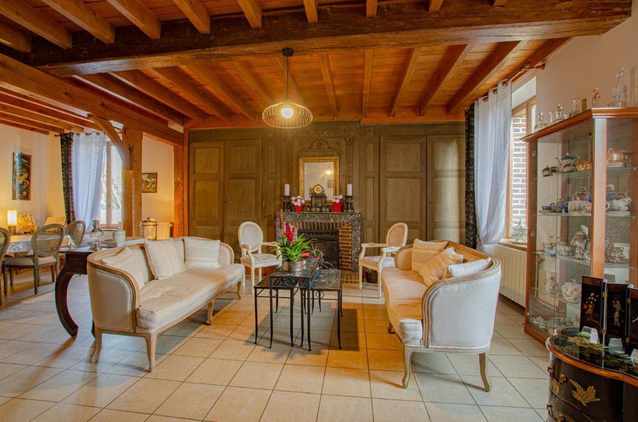 La Chambre D'Amis La Costignieres Montgueux Exterior photo